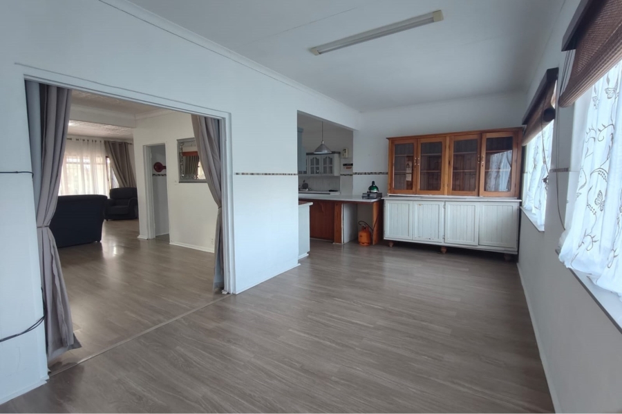 3 Bedroom Property for Sale in Koringberg Western Cape